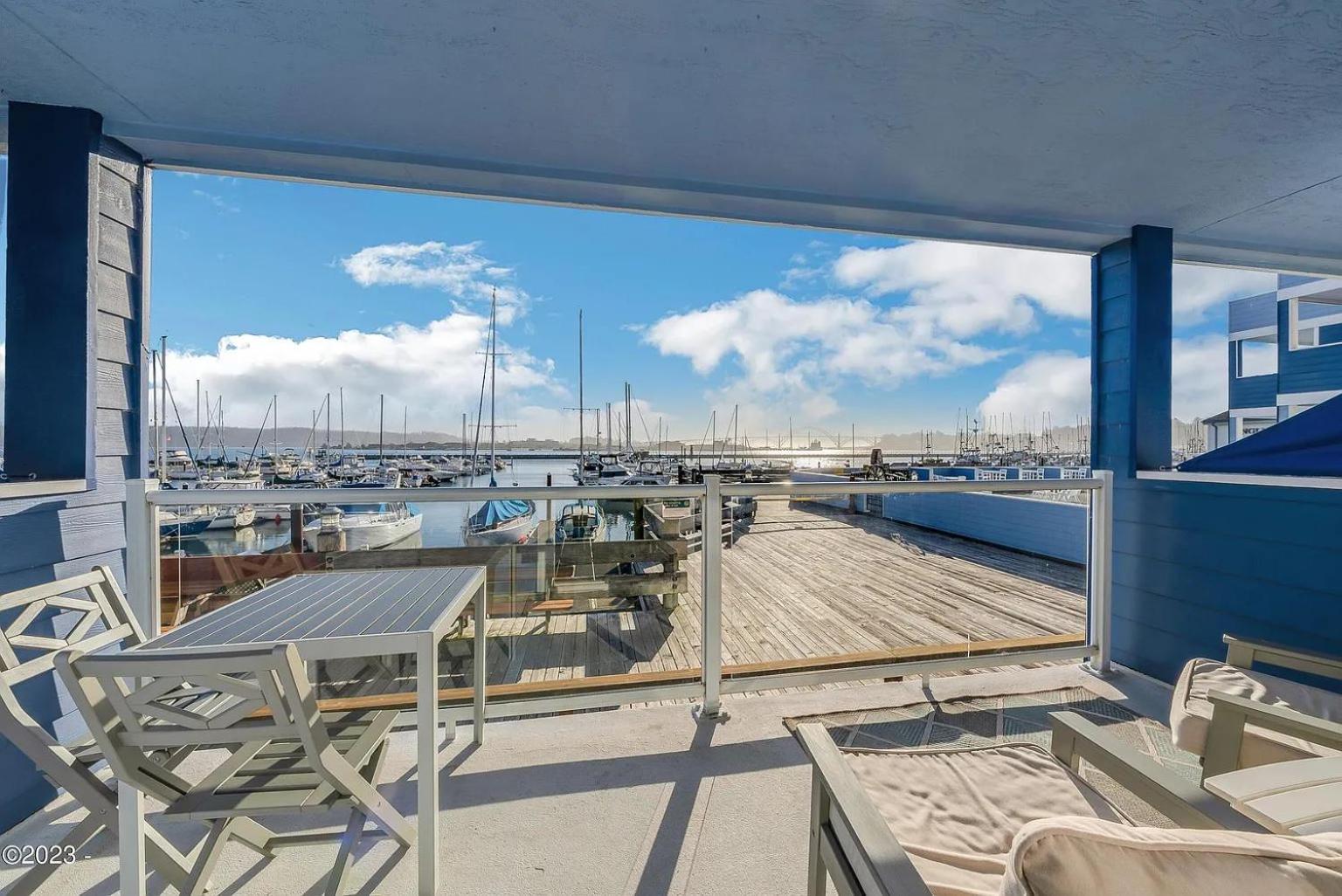 The Landing At Newport Condominium Hotel Exteriér fotografie