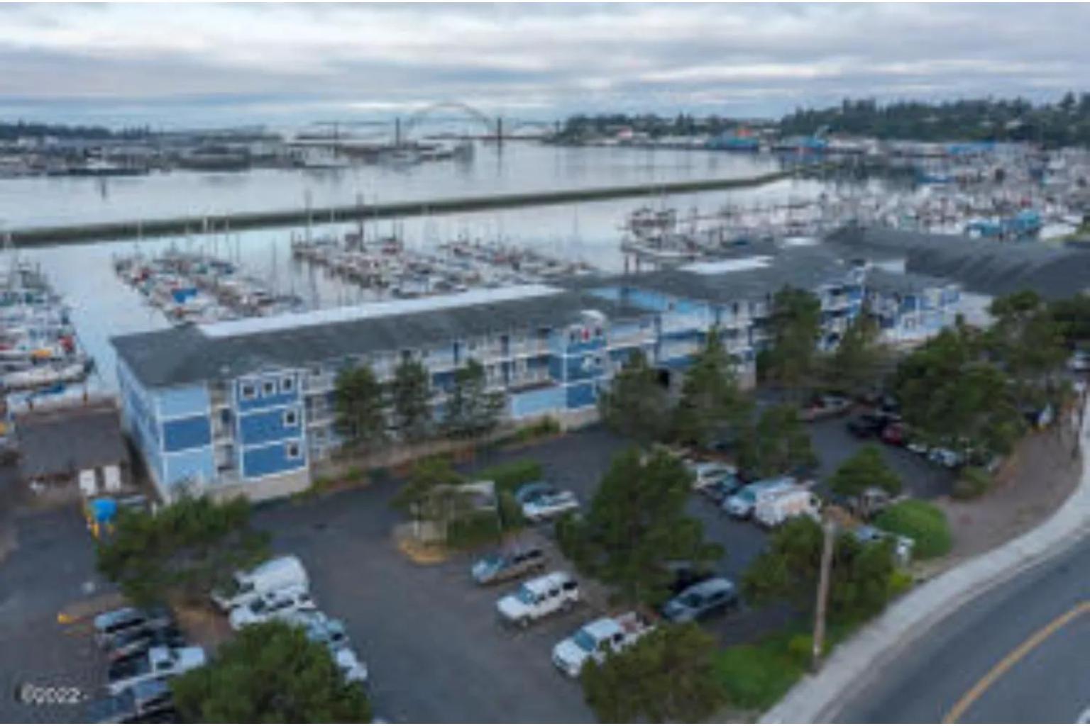 The Landing At Newport Condominium Hotel Exteriér fotografie