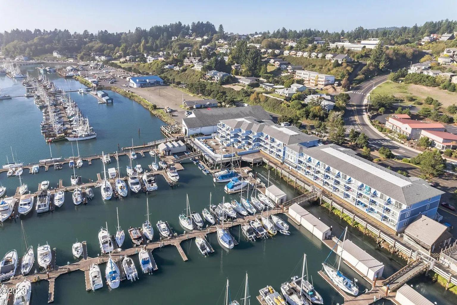 The Landing At Newport Condominium Hotel Exteriér fotografie
